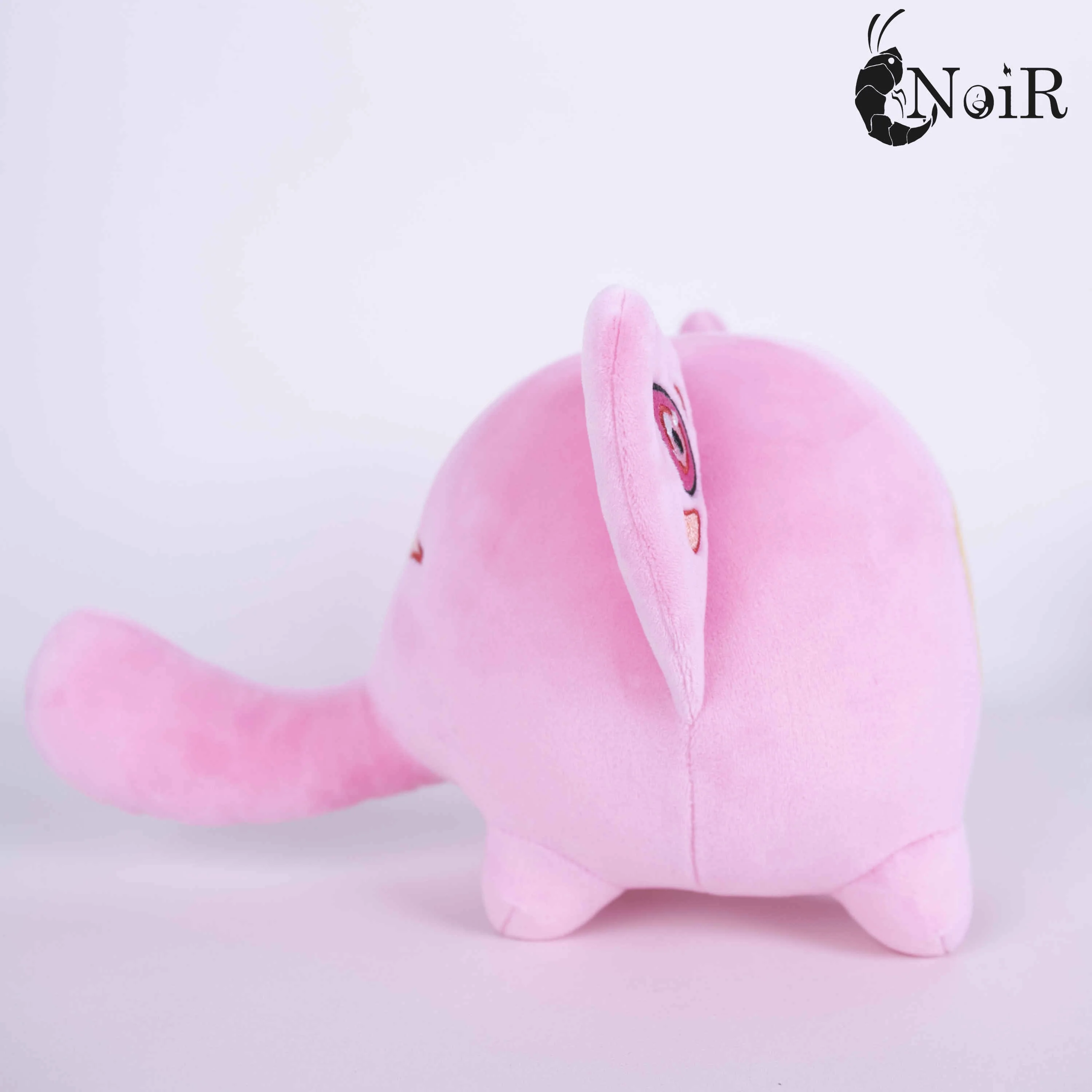 [FINISHED] NoiR Series 070 Nekomorph Plushie - Image 4