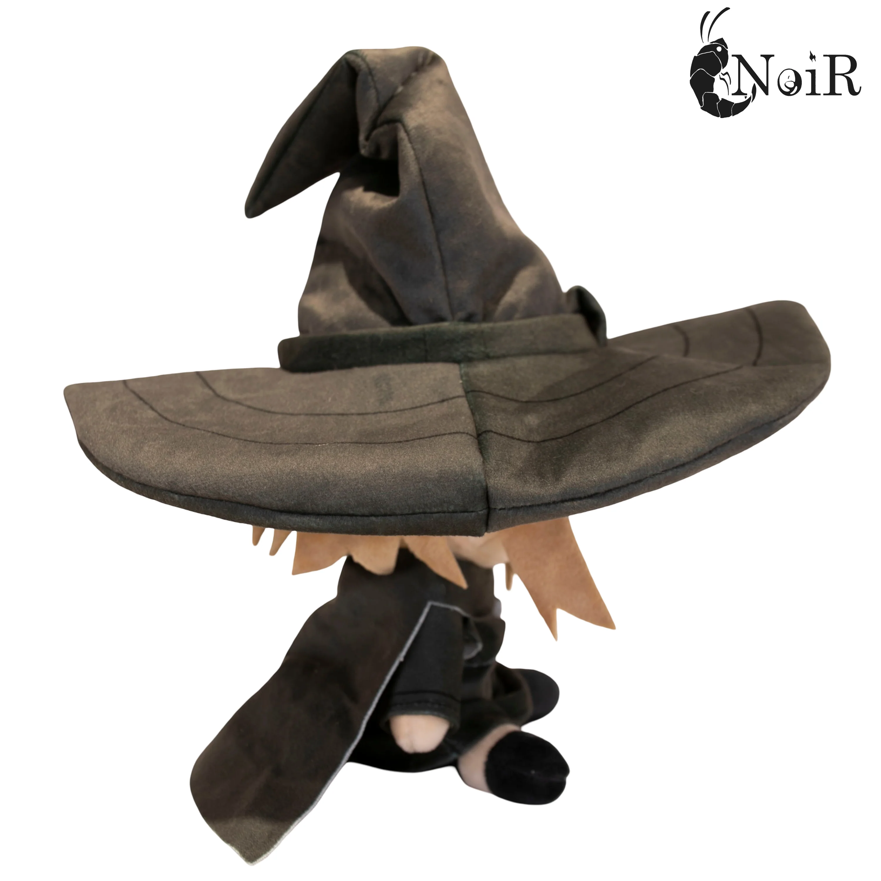 [PRE-ORDER] NoiR Series 078 Combat Witch - Luna Plushie - Image 7